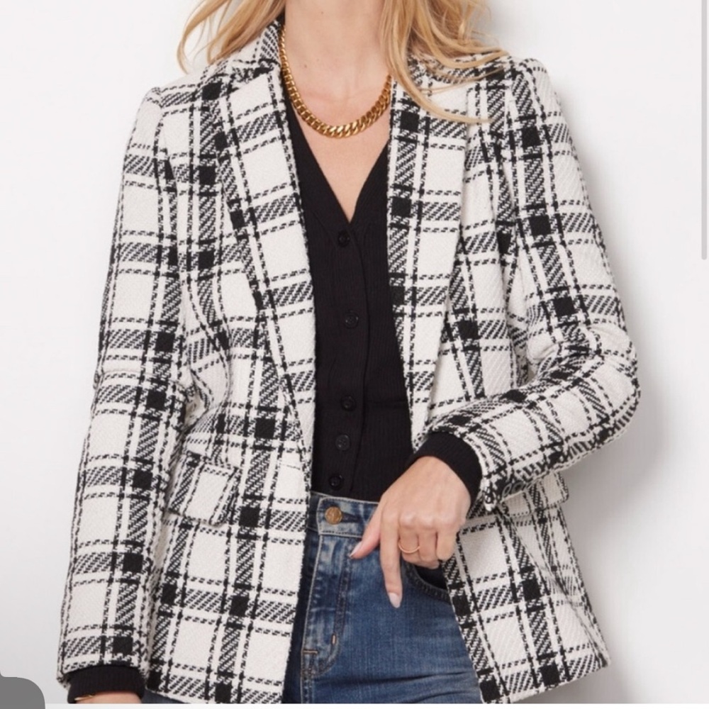 Evereve Kennedy Women's Black and White Plaid Blazer Jacket. Size XS